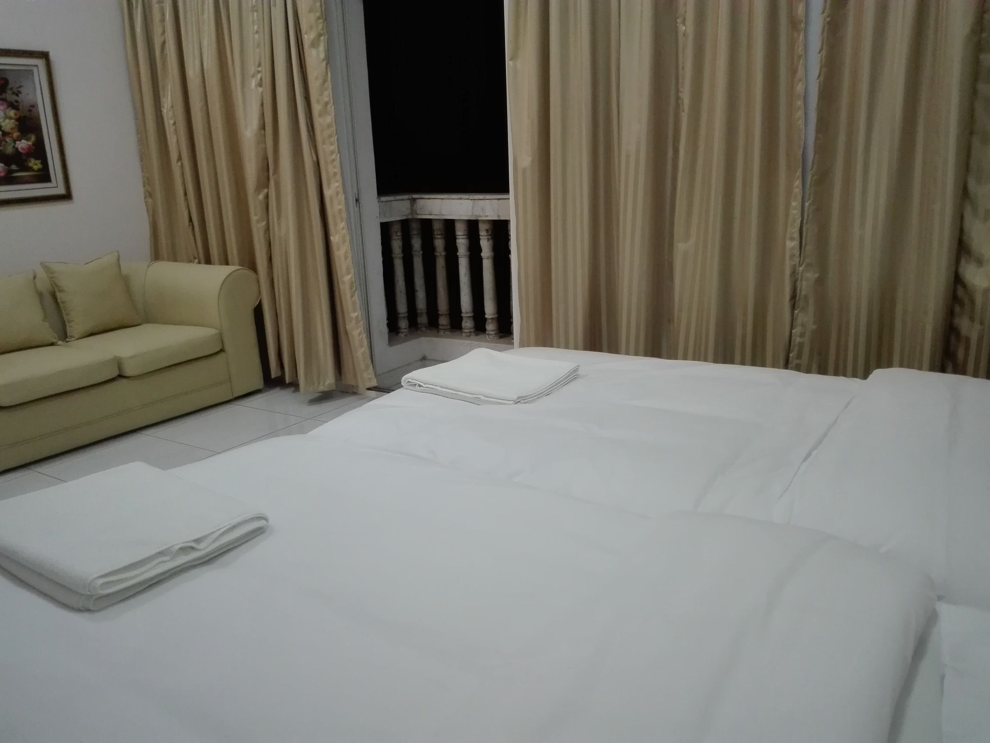 Salalah Beach Villas Exterior photo